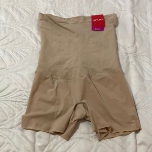 Spanx high-waisted girl short
